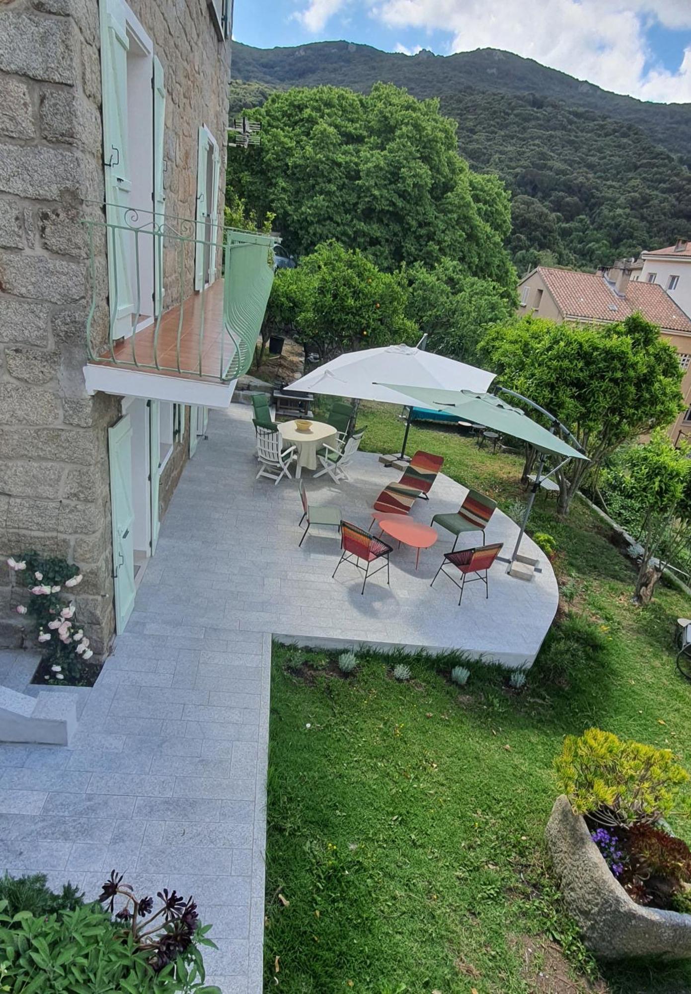 Charmant Appartement En Rez De Jardin Sartène Екстериор снимка